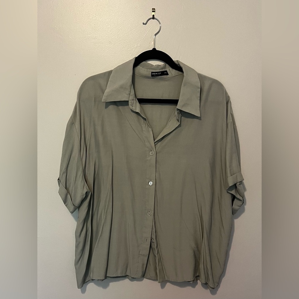 Green Casual Button Down Shirt